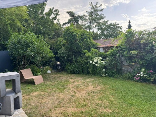 House Avenue Georges Clemenceau in Villennes-sur-Seine