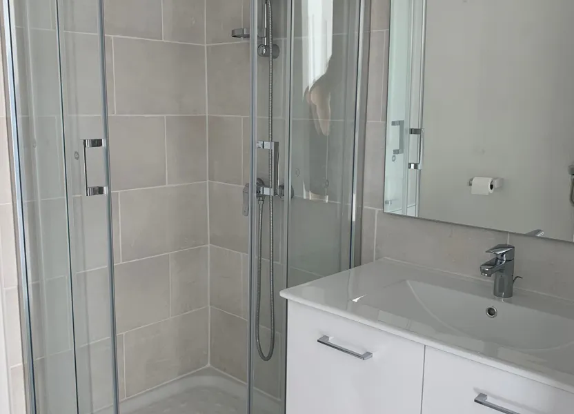 Appartement Rue du Cirque Romain à Nîmes