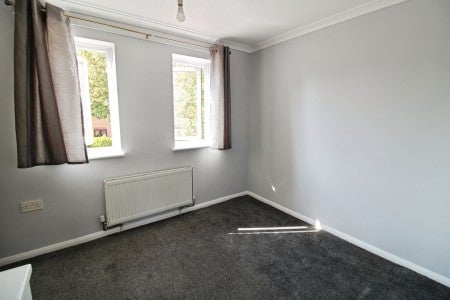 House Courtland Grove in Greater London