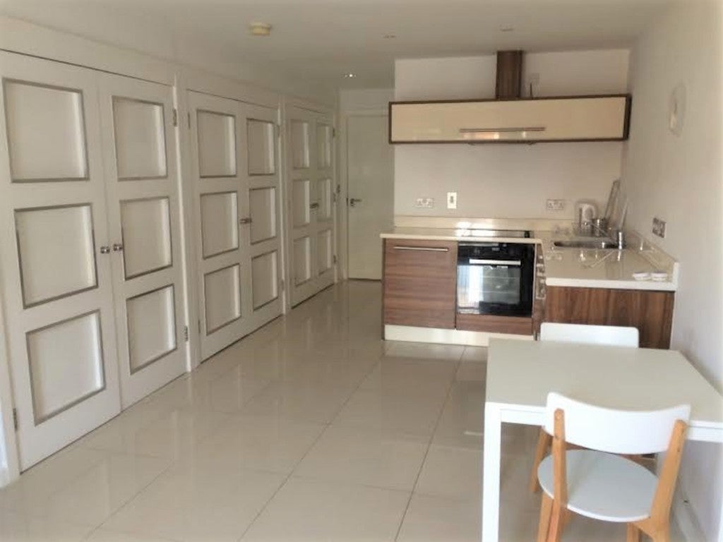 Flat Cradley Road in Dudley