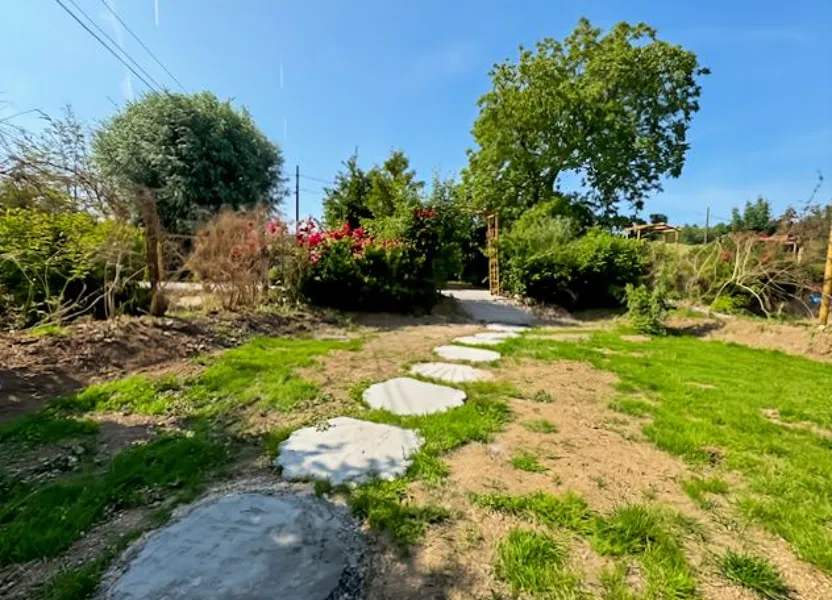 Maison Rue de Séquières à Lacres