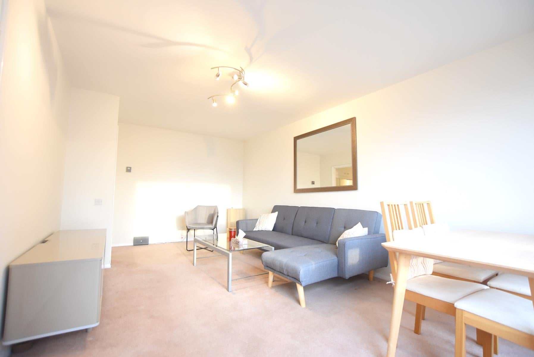 Flat Norfolk Crescent in City of Westminster