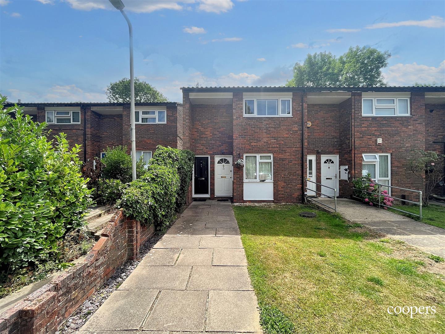 Flat Standale Grove in Greater London