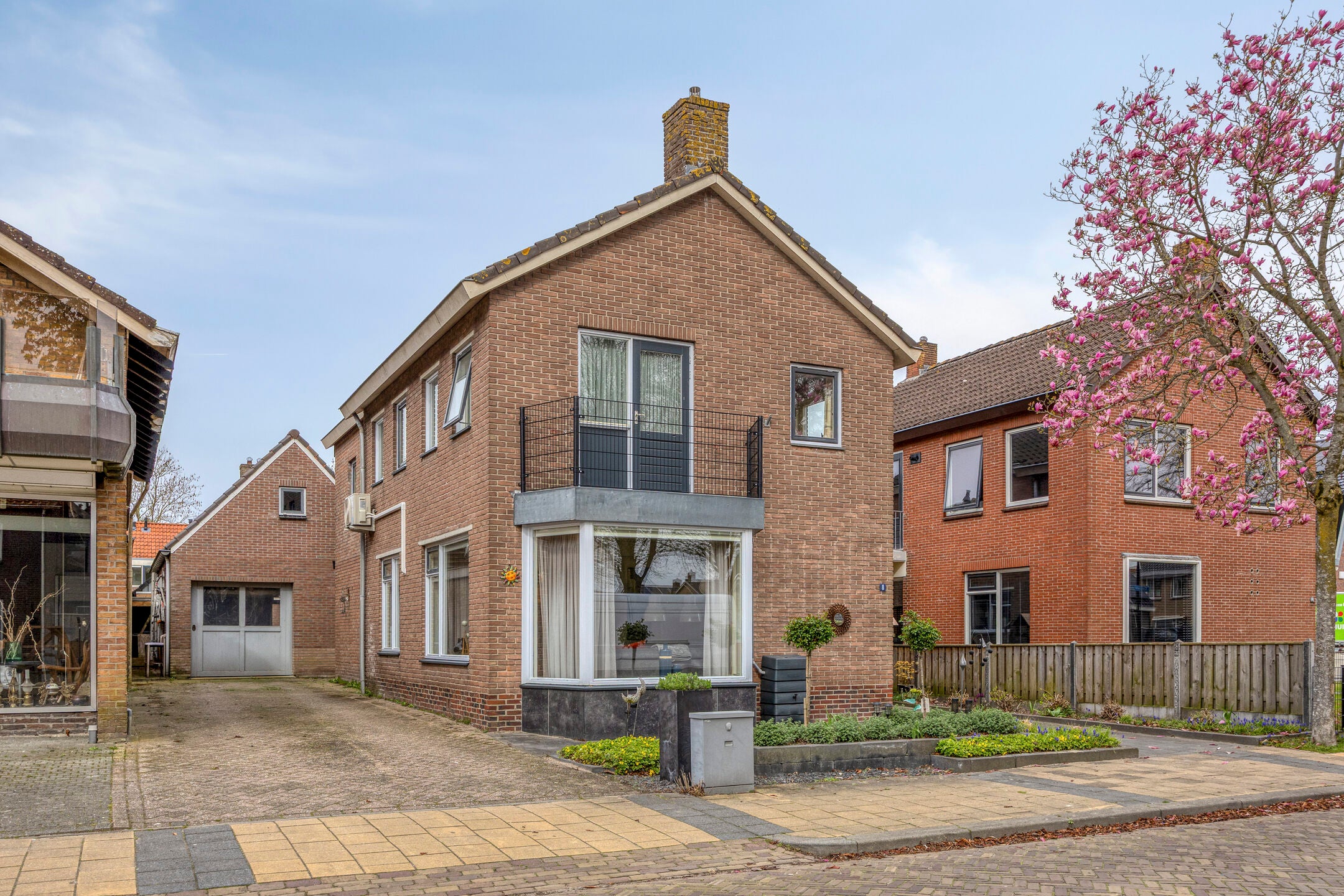 Huis Dorpsstraat 8 in Elim
