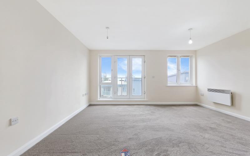 Flat Berkshire Avenue in Slough