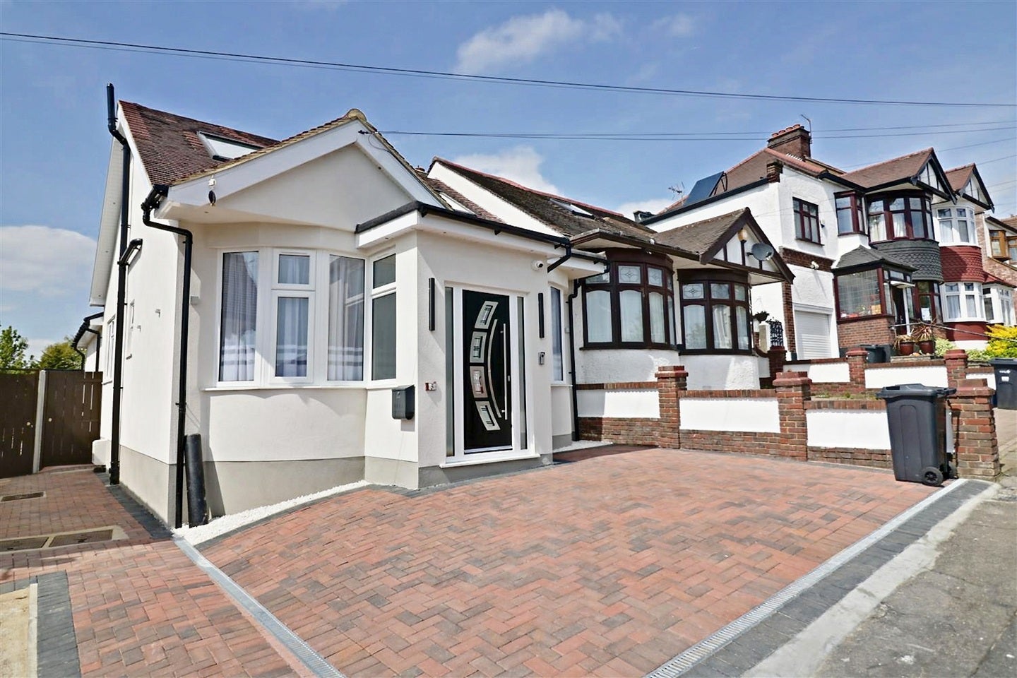 House Hillington Gardens in Greater London
