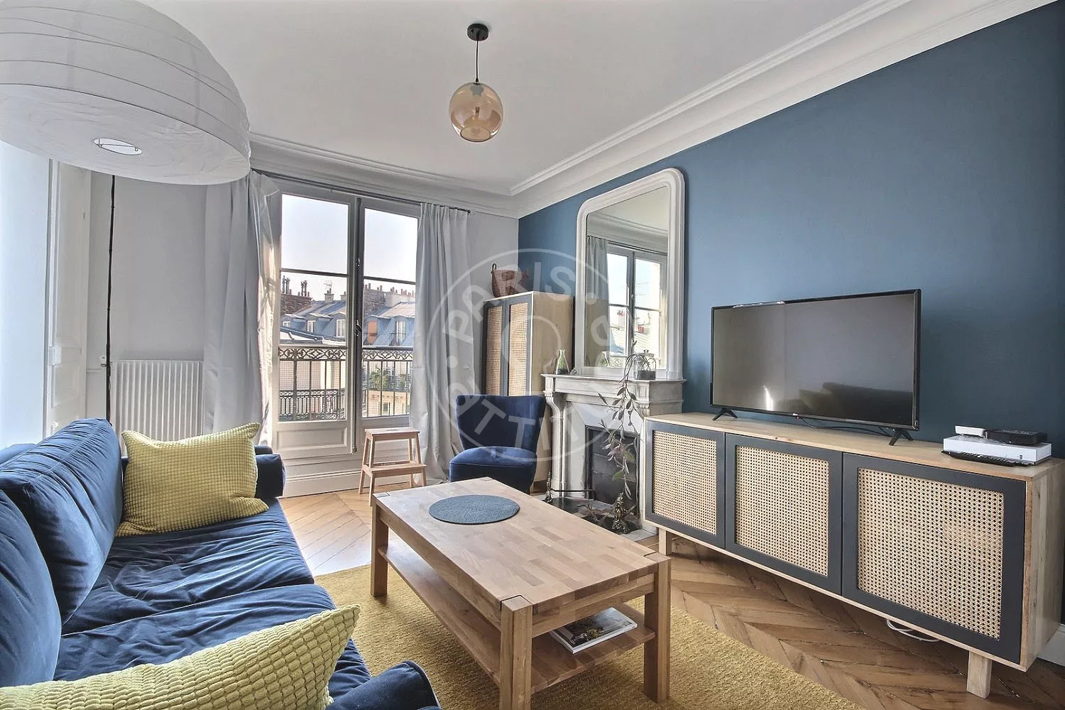 Flat Rue Pavée in Paris