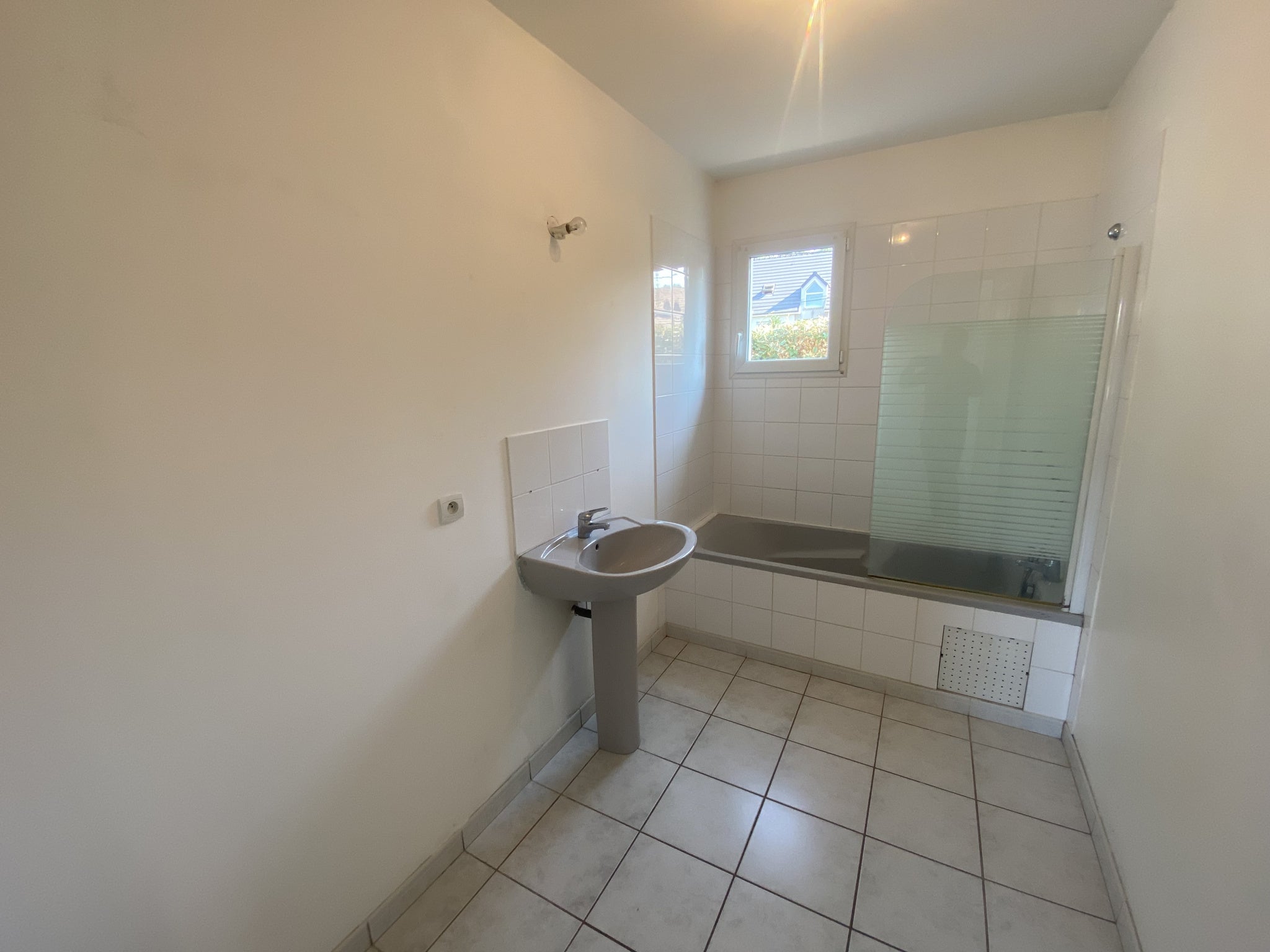 House Rue Jean Grand in Bussus-Bussuel