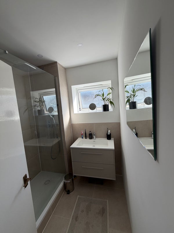 Flat Burghley Road in Greater London