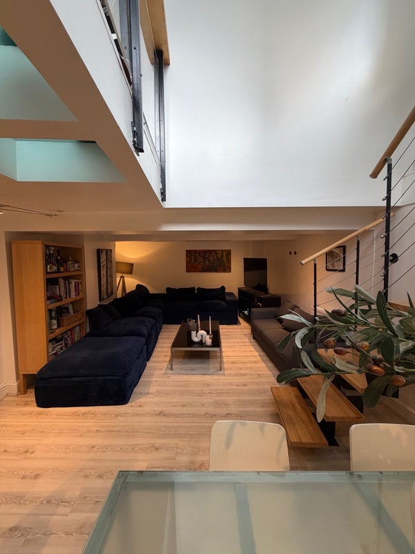 Room Grange Road in Greater London