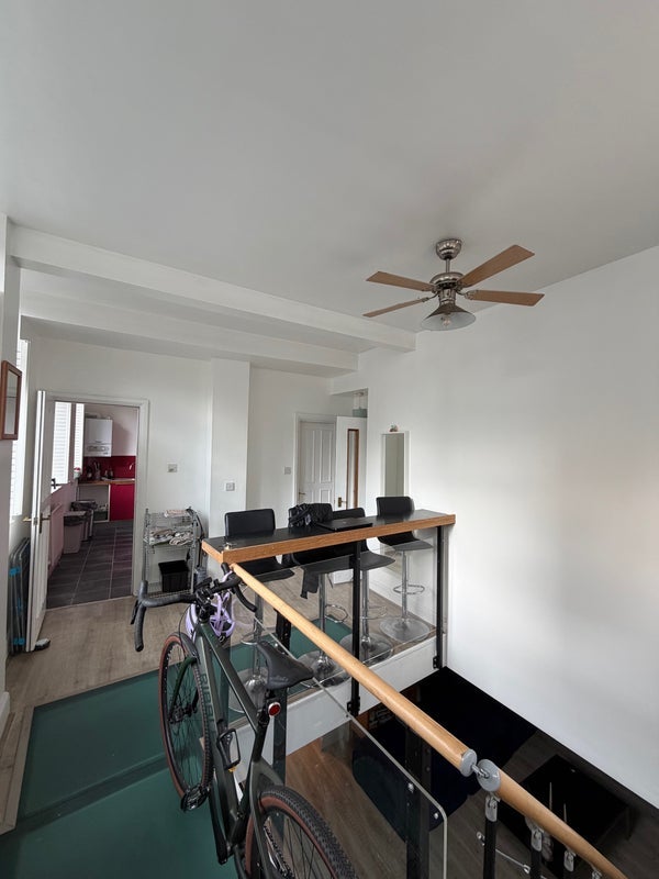 Room Grange Road in Greater London