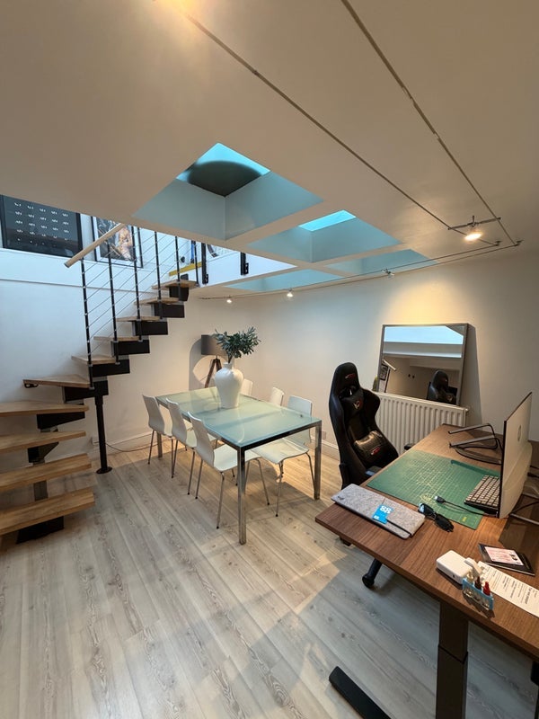 Room Grange Road in Greater London