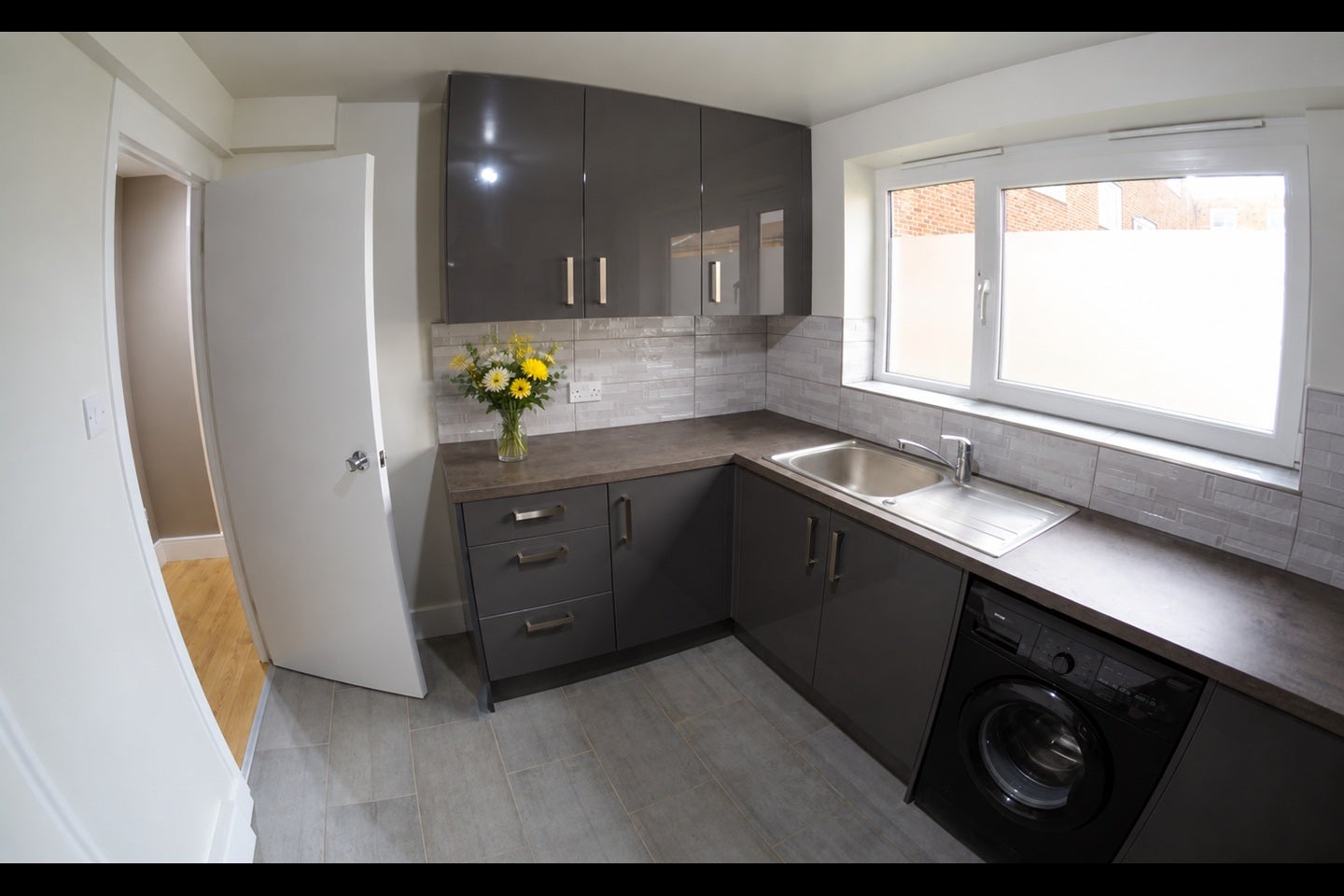 Room Harts Lane in Greater London