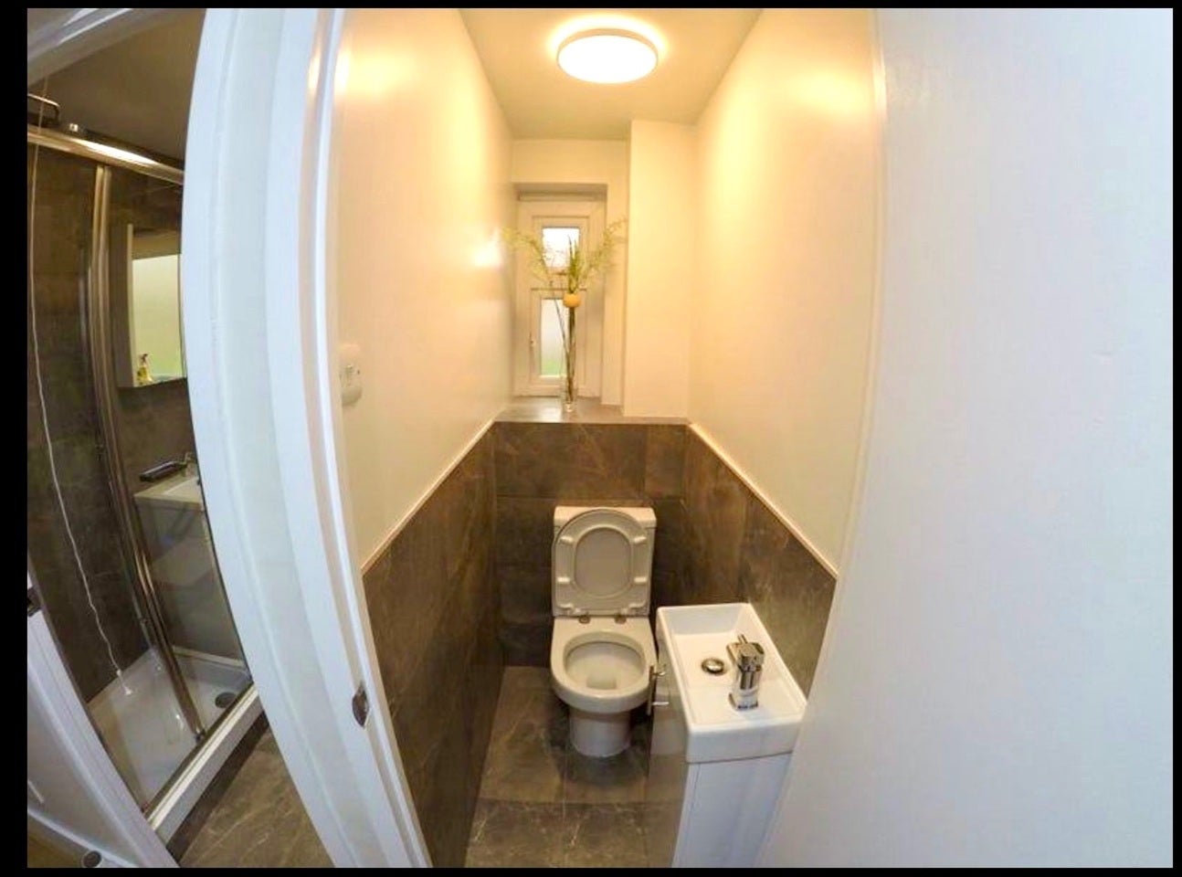 Room Harts Lane in Greater London