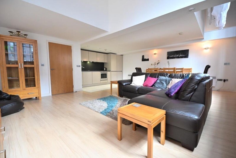 Room Mirabel Street in Manchester