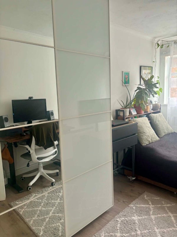 Room Malvern Way in Greater London