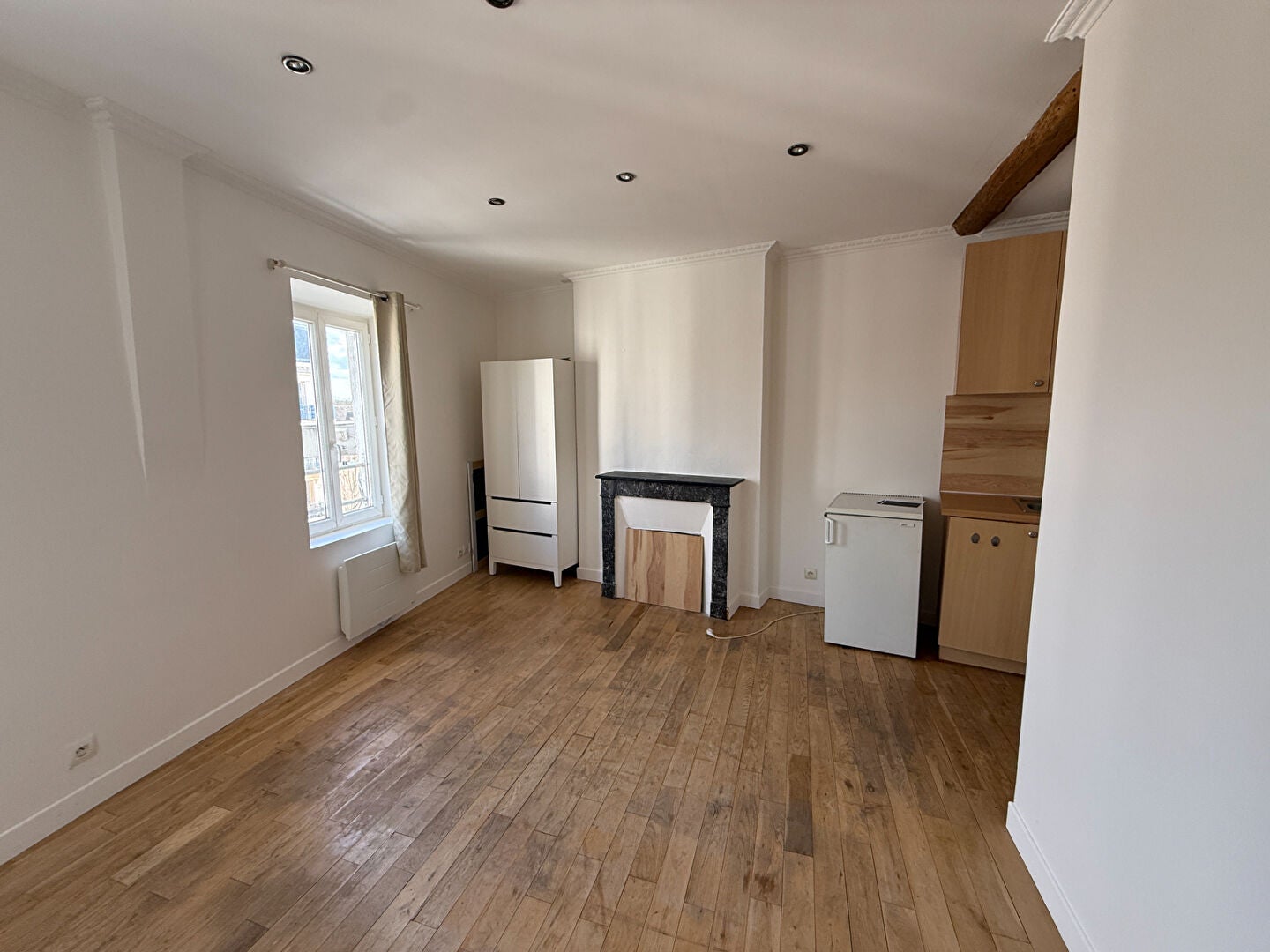 Chambre Place de l'Étape au Vin à Fontainebleau