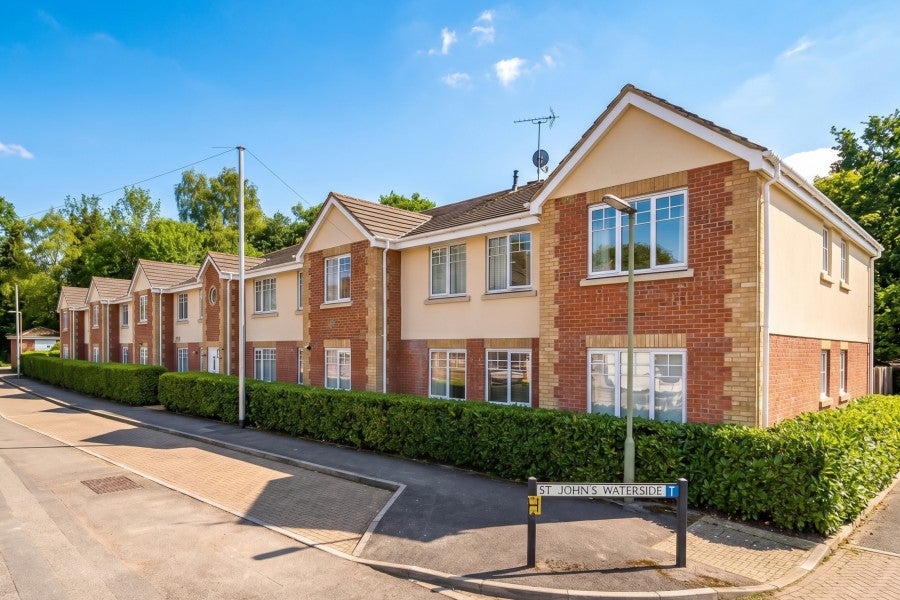 Flat Copse Road in Woking