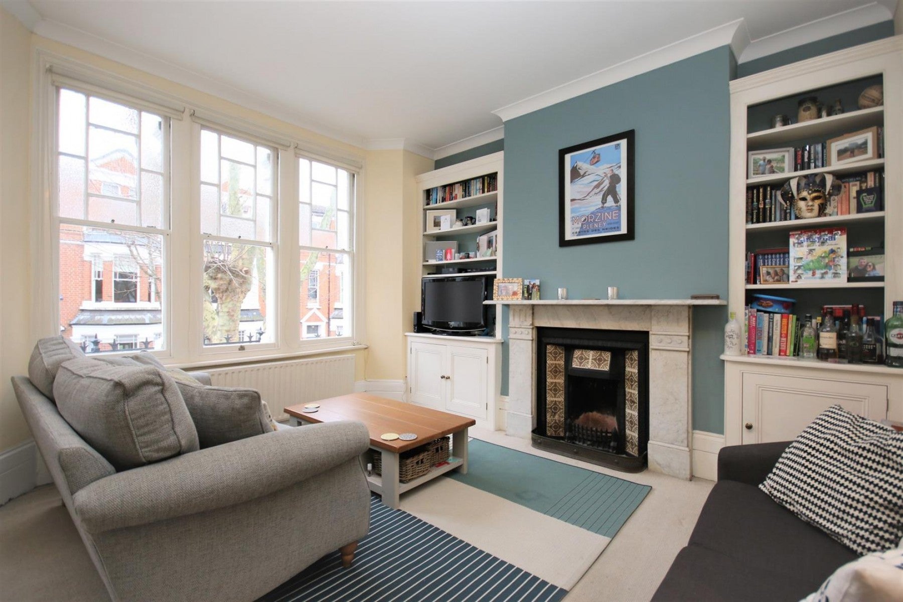 Flat Sotheby Road in Greater London