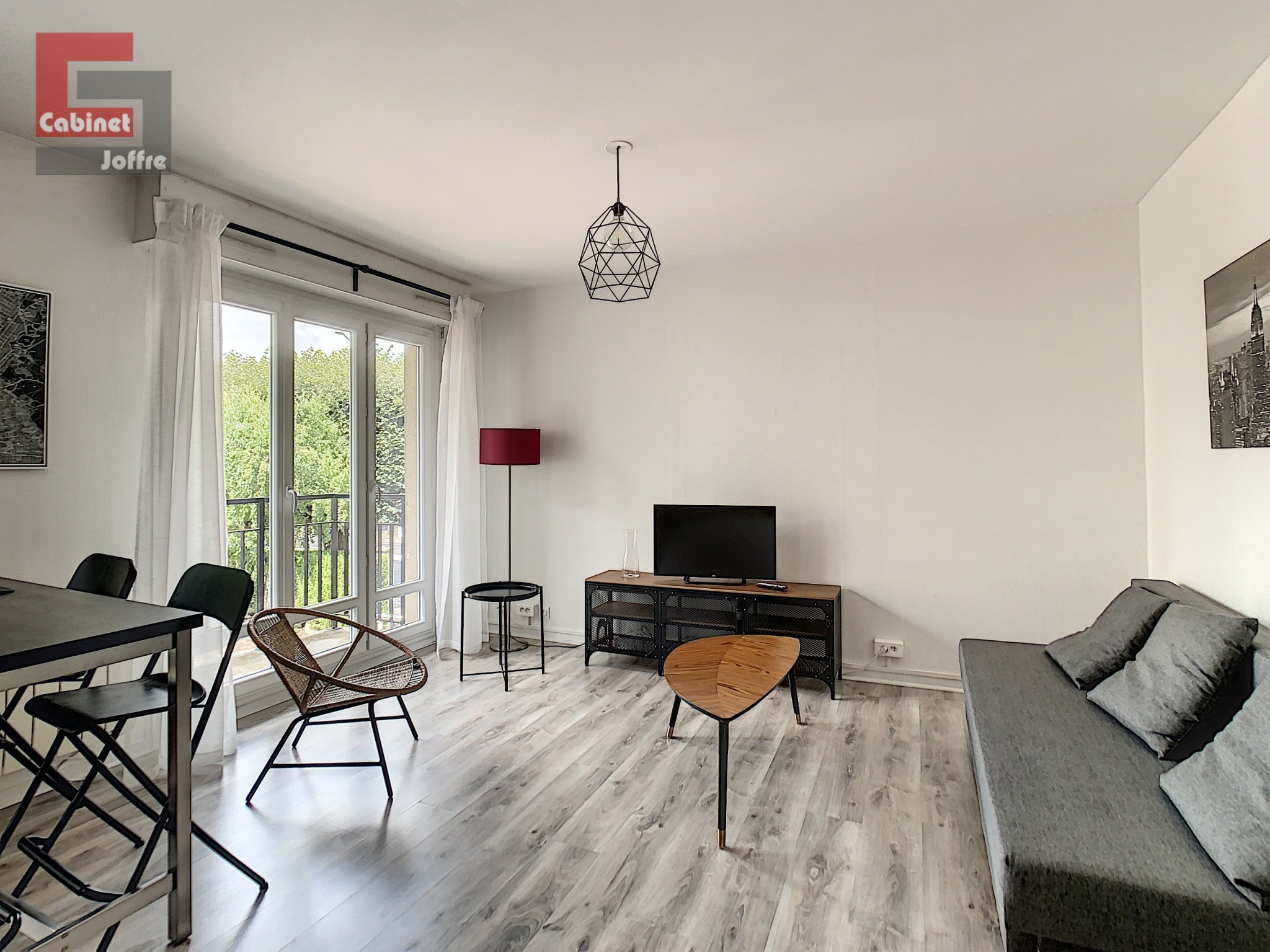 Flat Rue des Rouges-Gorges in Fontainebleau