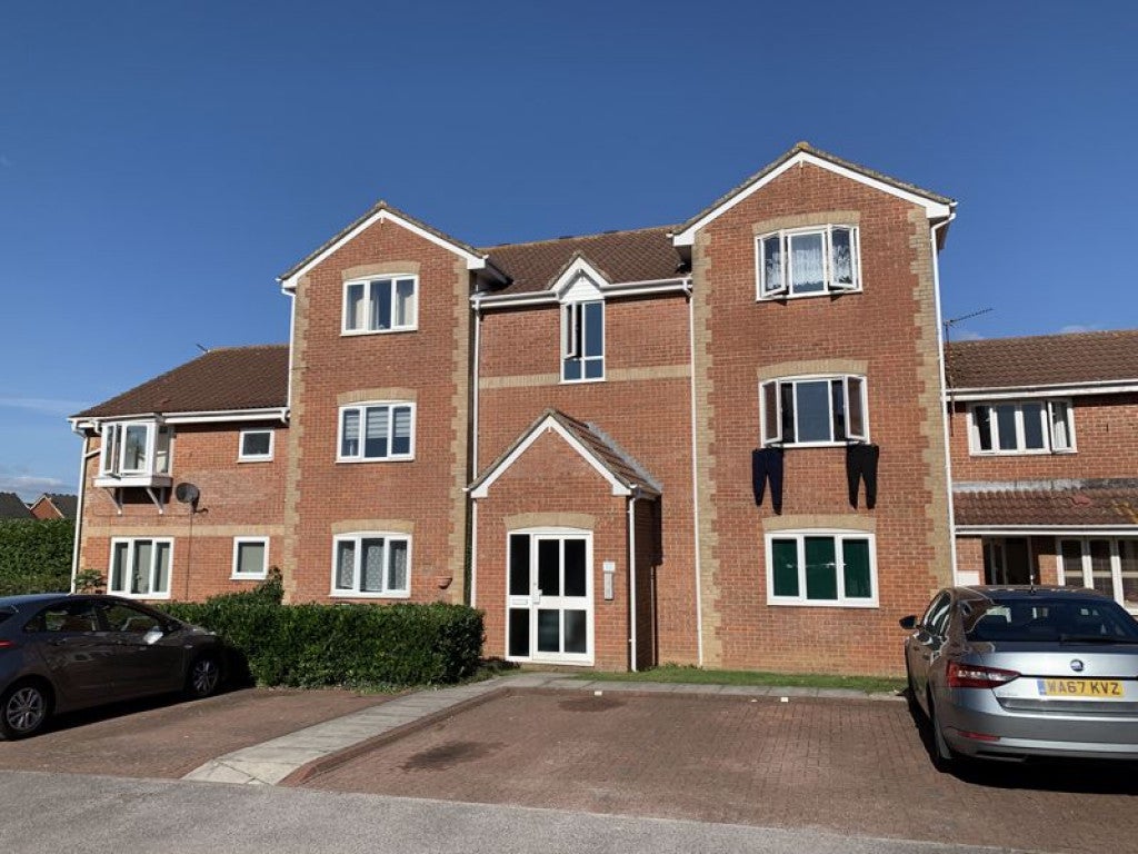 Flat Great Meadow Road in Bradley Stoke