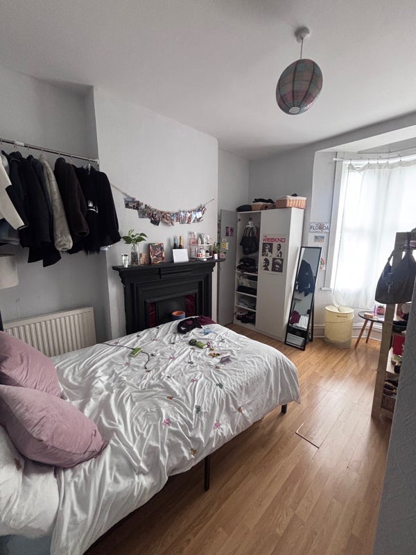 Room Green Lanes in Greater London