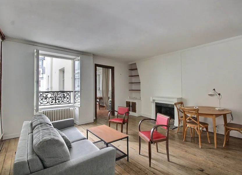 Flat Boulevard Raspail in Paris