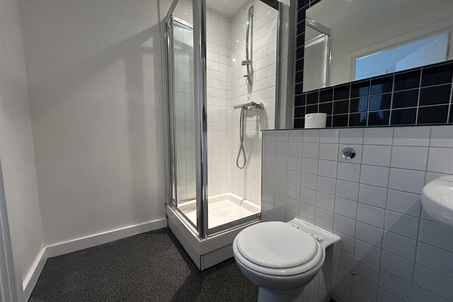 Flat Southchurch Road in Southend-on-Sea