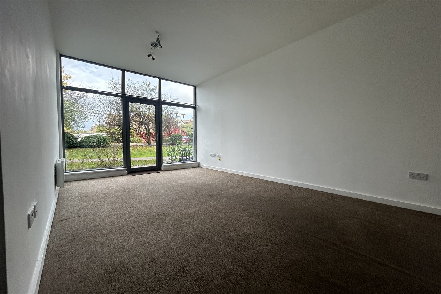 Flat Southchurch Road in Southend-on-Sea