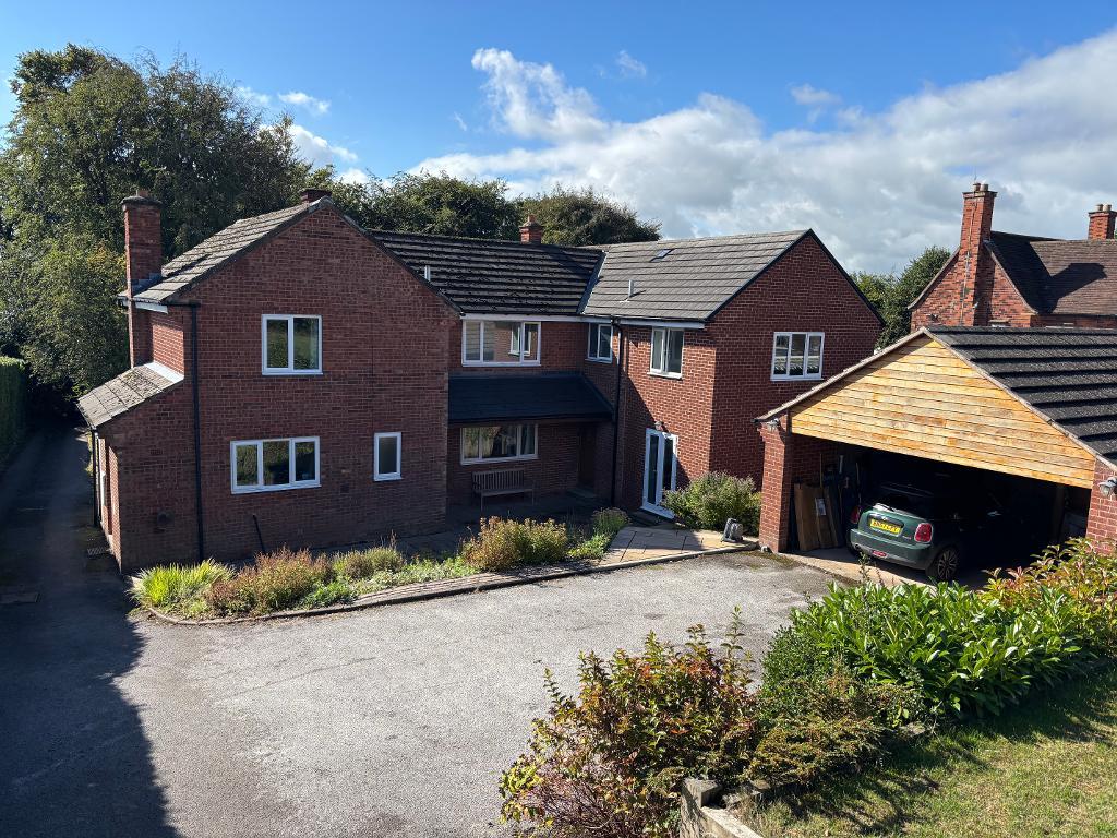 House Green Lane in North East Derbyshire