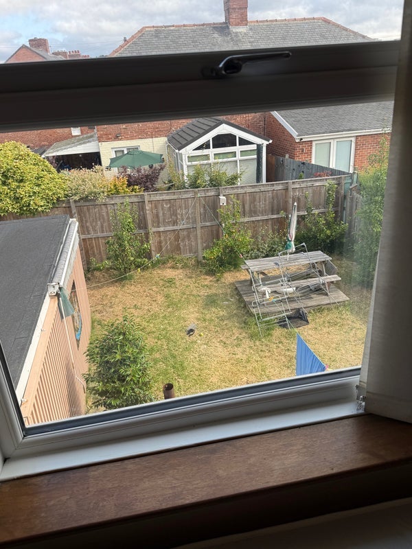 Room Lister Avenue in Whickham