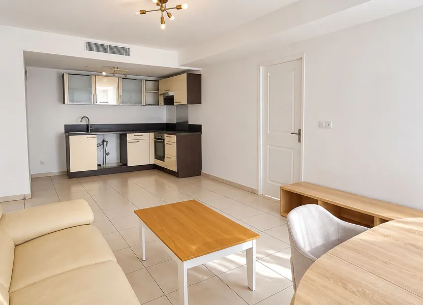 Appartement Rue Pierre Pietri à Nice