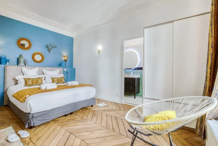 Appartement Rue de Compiègne à Paris