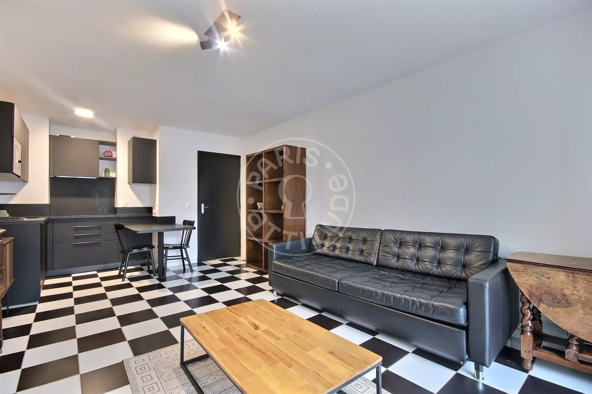 Appartement Rue du Poteau à Paris