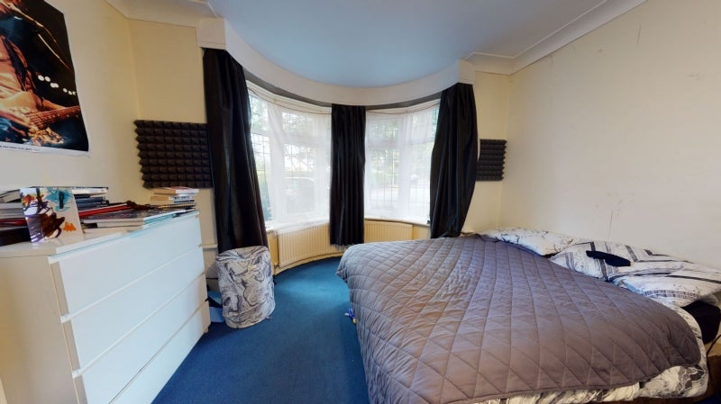 House The Turnways in Leeds