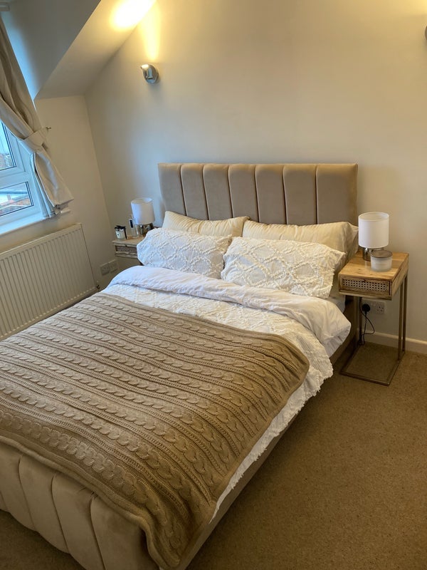 Room Stockport Road in Trafford