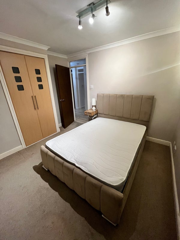 Room Stockport Road in Trafford