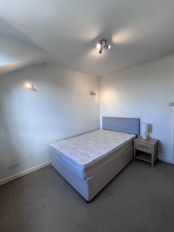 Room Stockport Road in Trafford