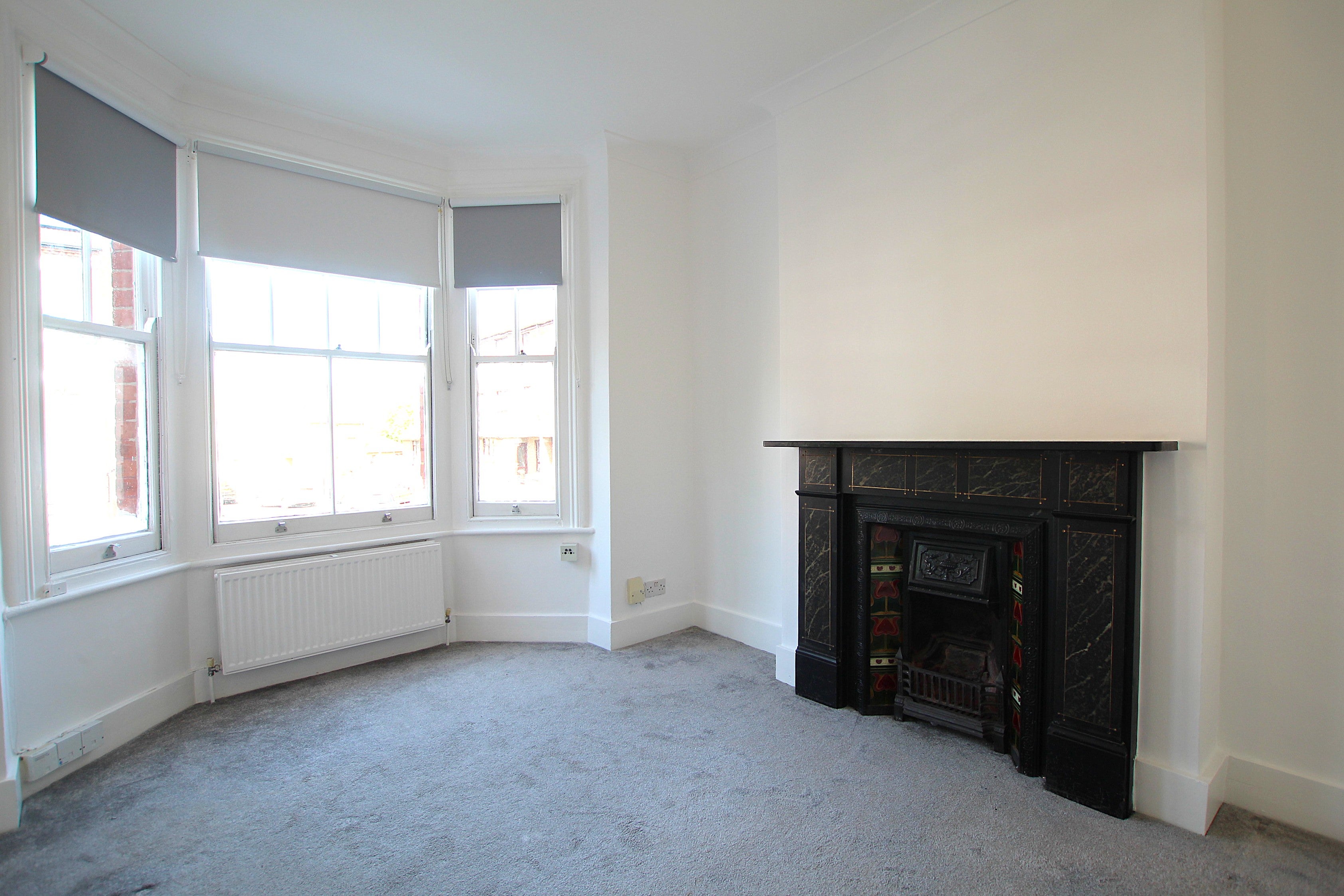 Flat Curwen Road in Greater London