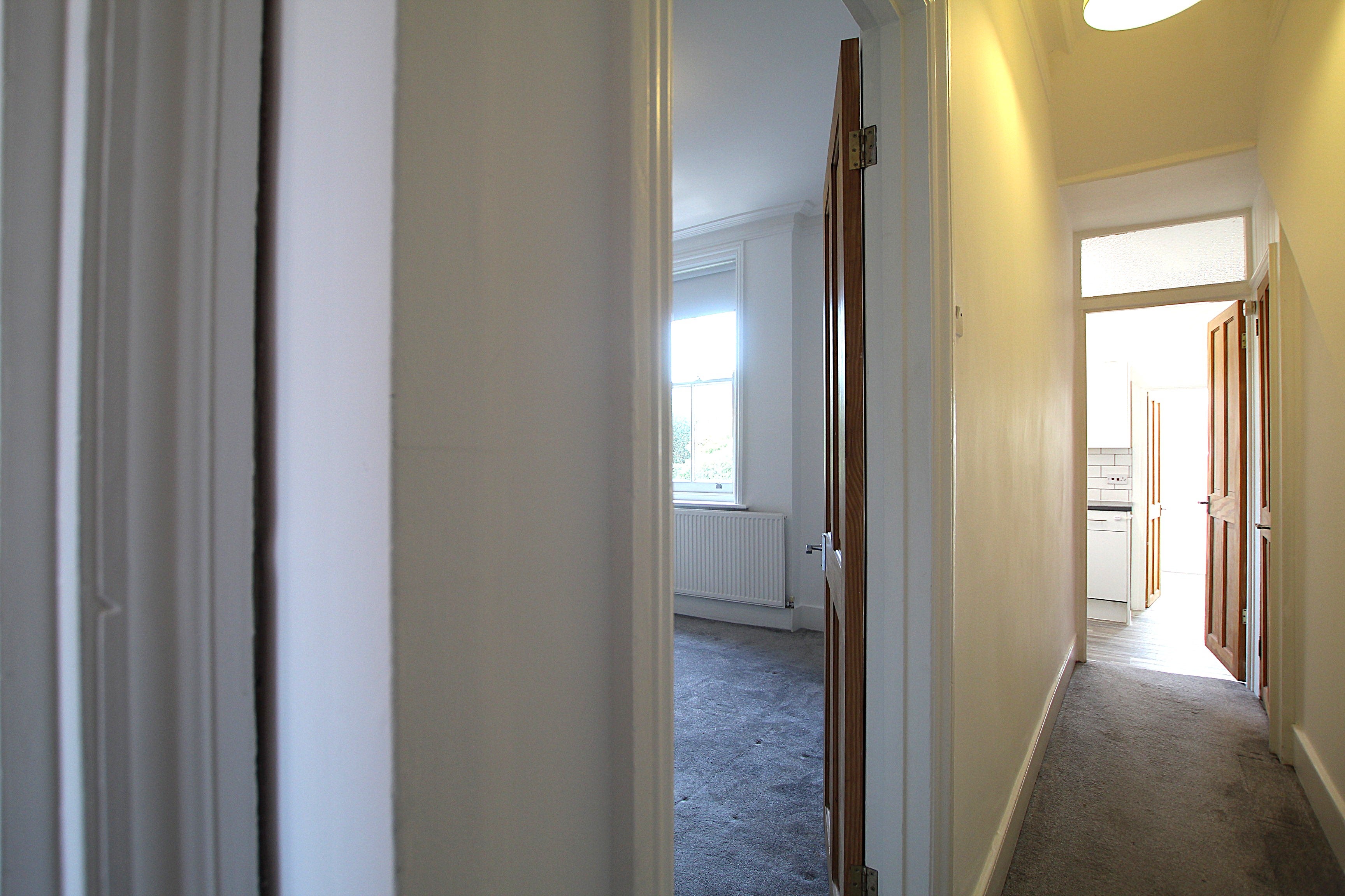 Flat Curwen Road in Greater London