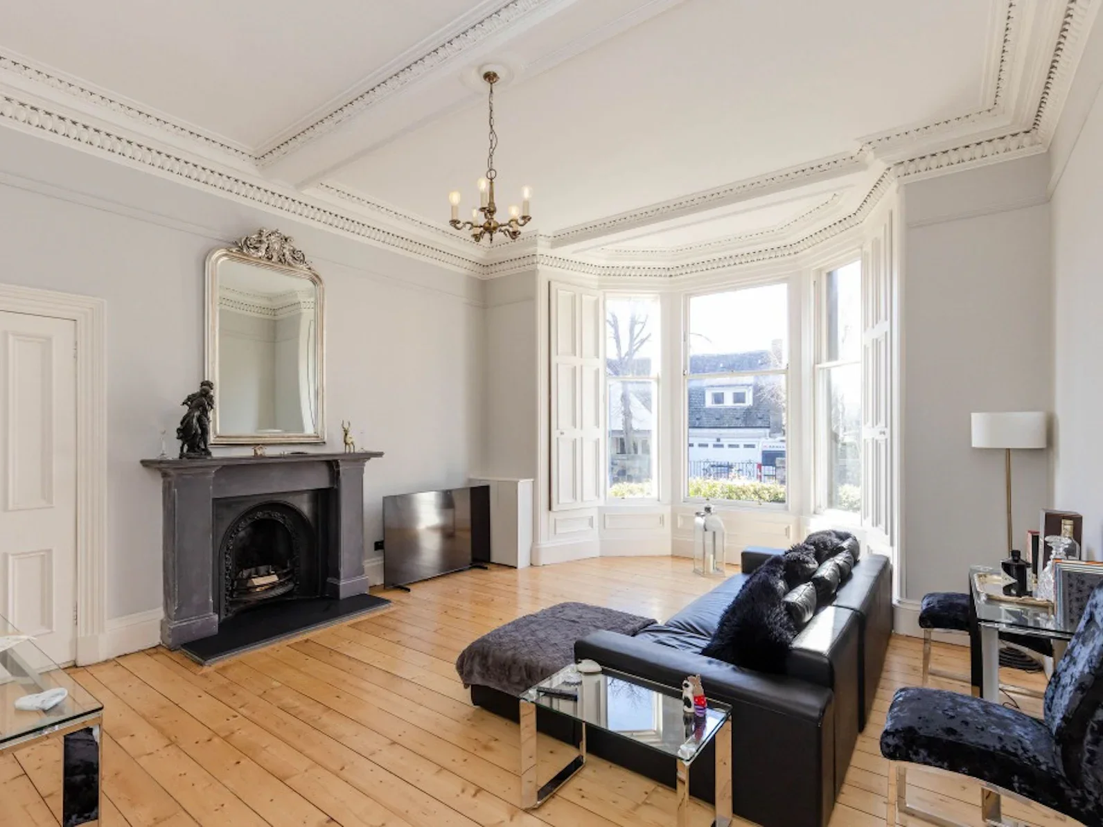 Flat Findhorn Place in City of Edinburgh