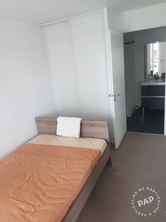 Chambre Boulevard de Valmy à Colombes