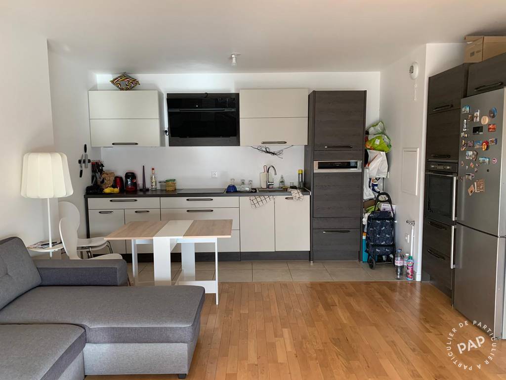 Chambre Boulevard de Valmy à Colombes