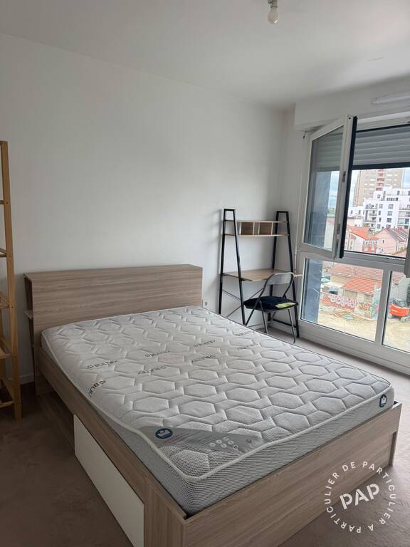 Chambre Boulevard de Valmy à Colombes