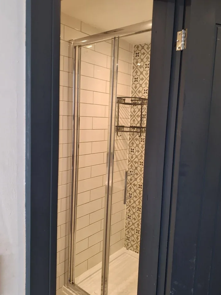 Room Priestfield Road in Gillingham