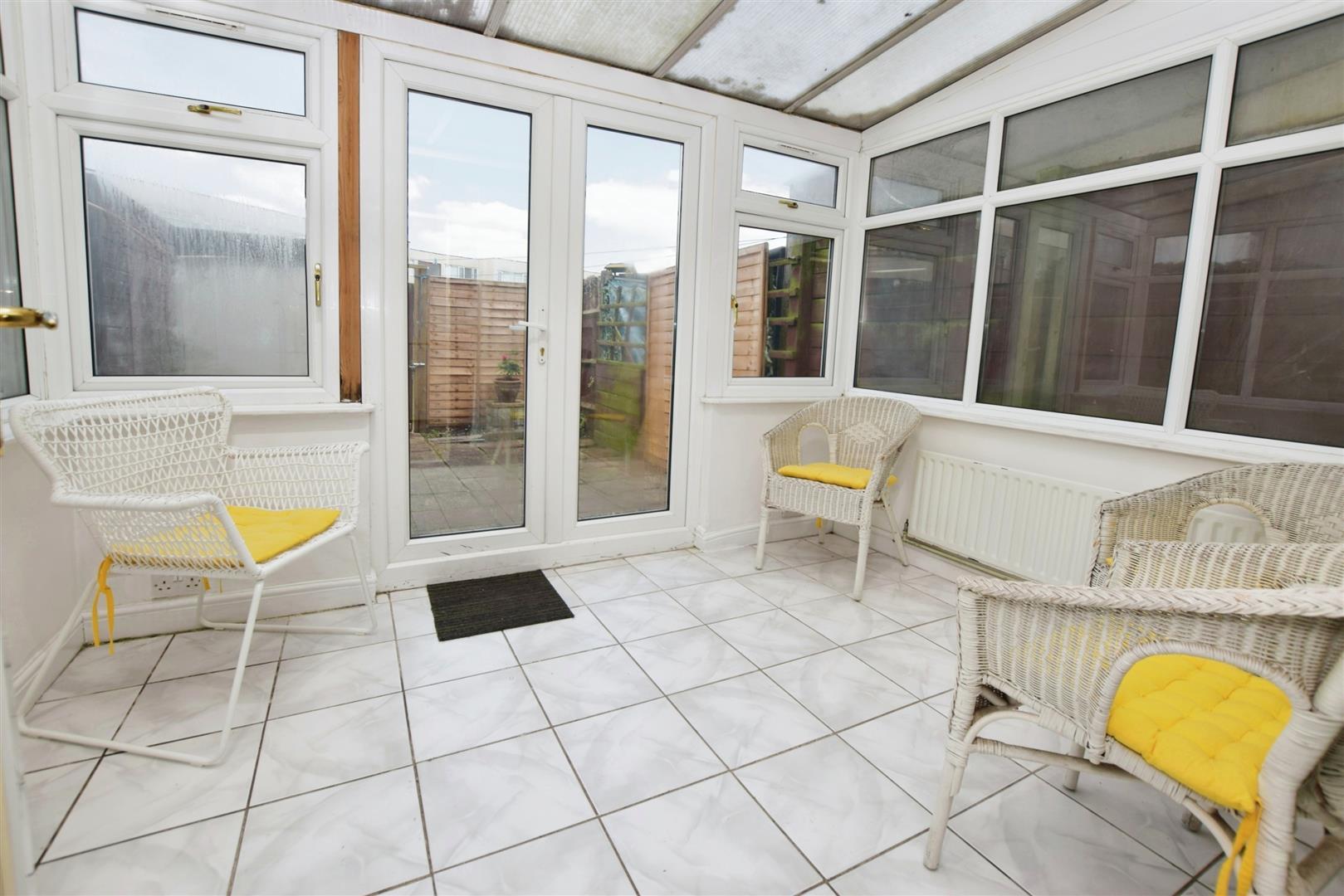 House Gale Close in Greater London