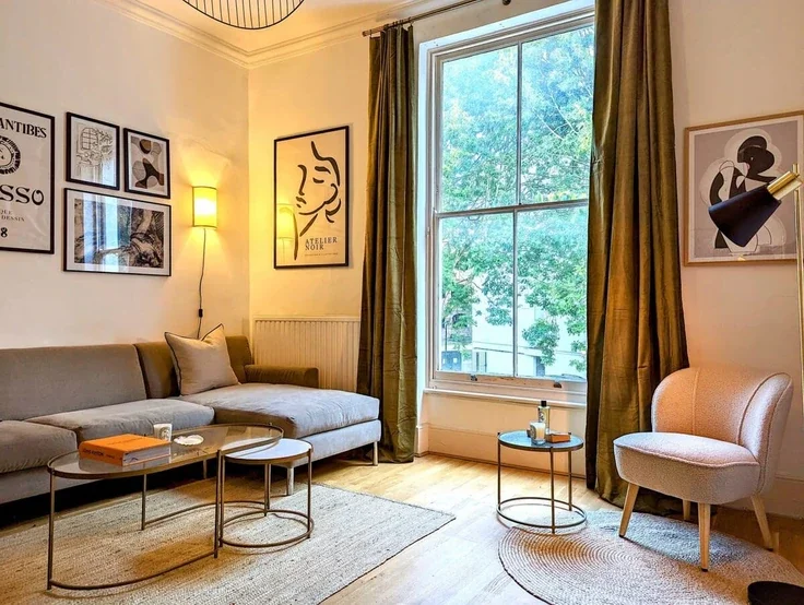 Flat Langtry Road in Greater London