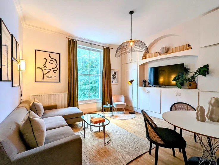 Flat Langtry Road in Greater London