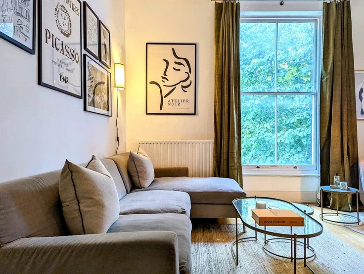 Flat Langtry Road in Greater London