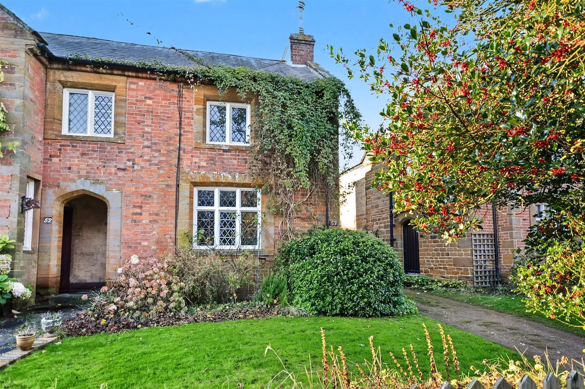 House Main Street in Great Brington